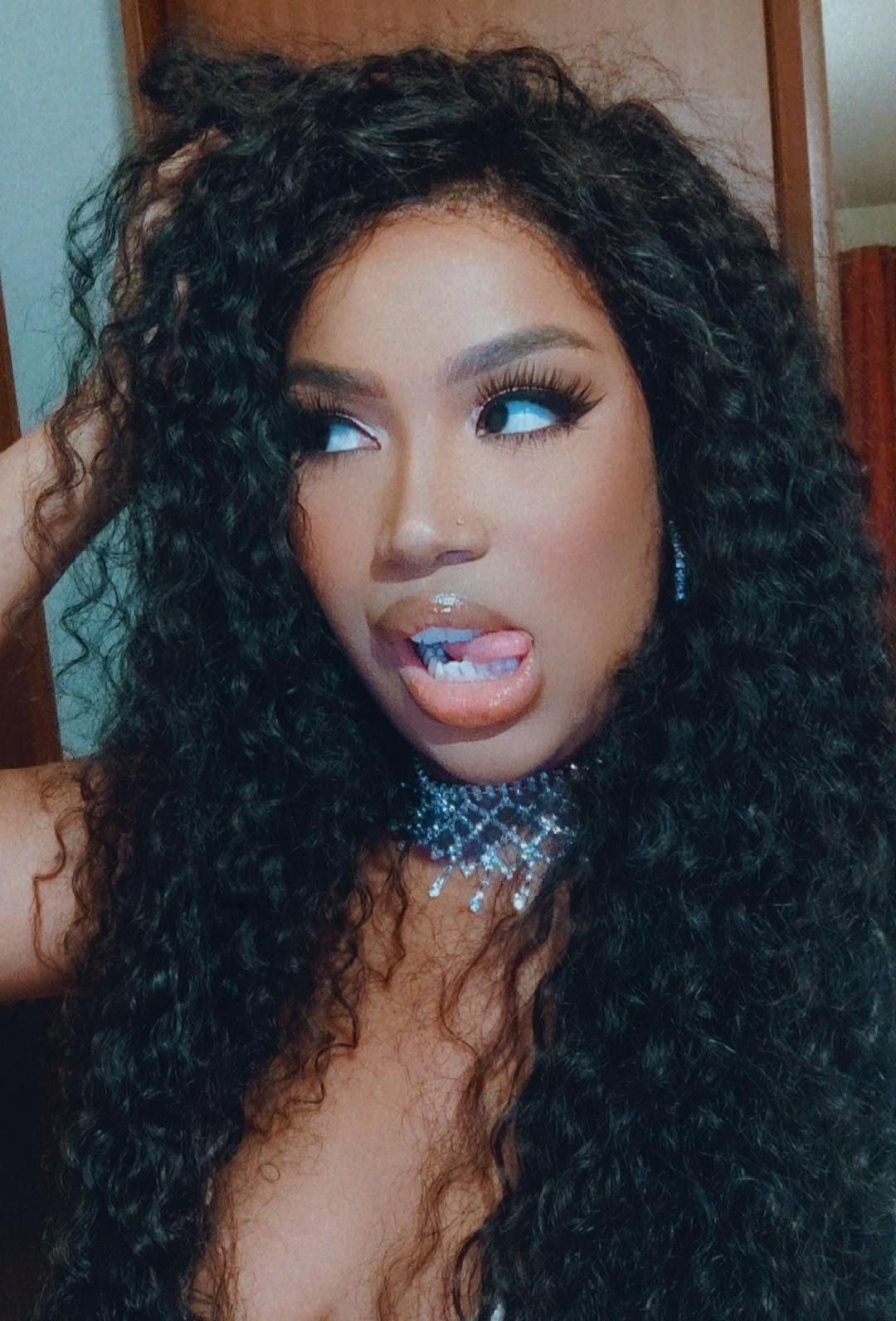 Peruca Evy – Full Lace com Cola