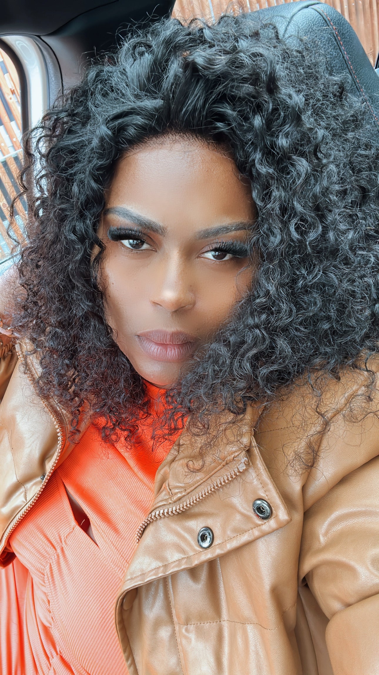 Peruca Luísa – Lace front glueless 100% cabelo humano