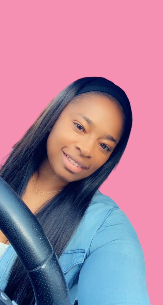 Peruca com banda lisa Maria